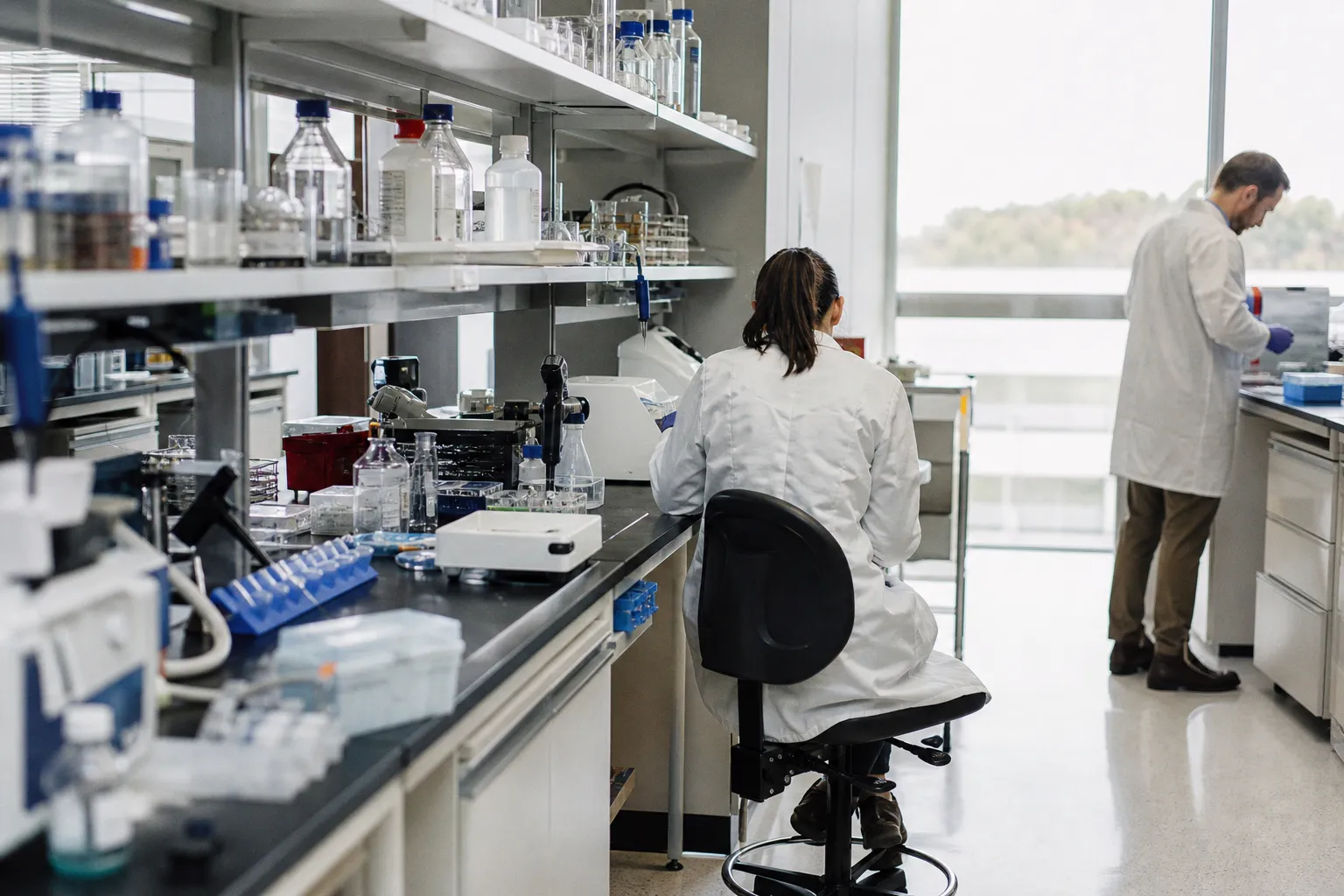 Peptide Therapeutics Market Competitive Landscape, Industry Leaders, and Technology Trends
